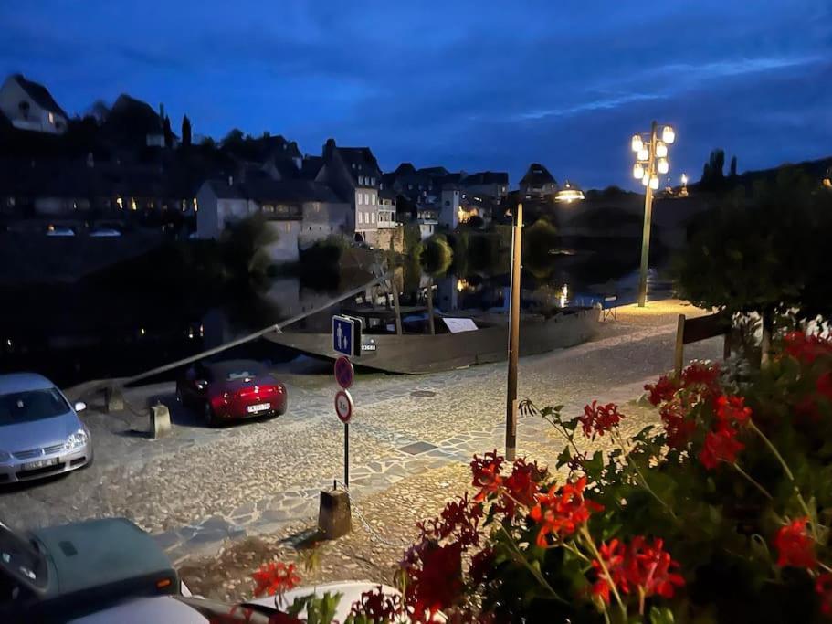 Maison En Pierre Sur Les Quais De La Dordogne Argentat Kültér fotó